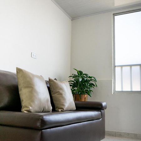 Casa Mama Hotel 马尼萨莱斯 外观 照片