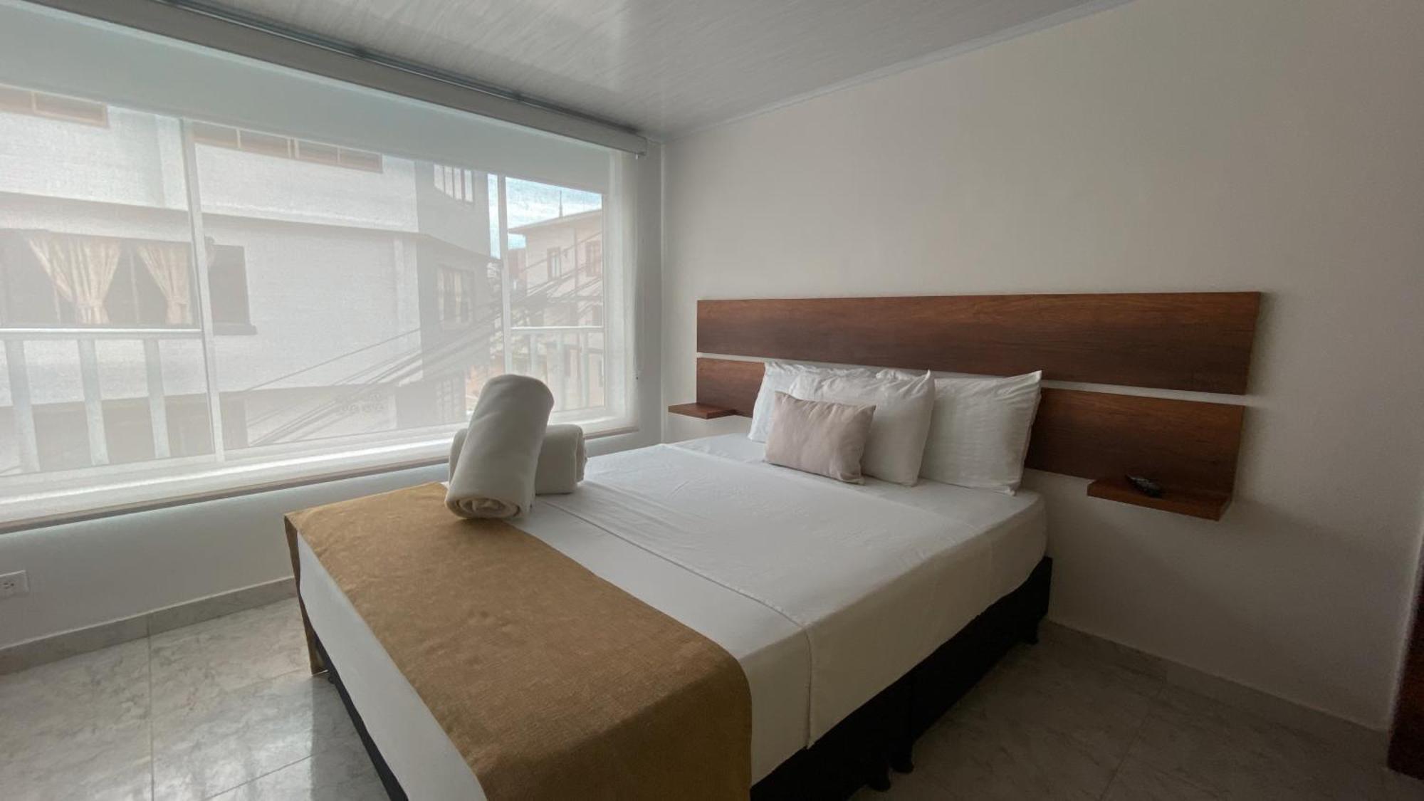 Casa Mama Hotel 马尼萨莱斯 外观 照片
