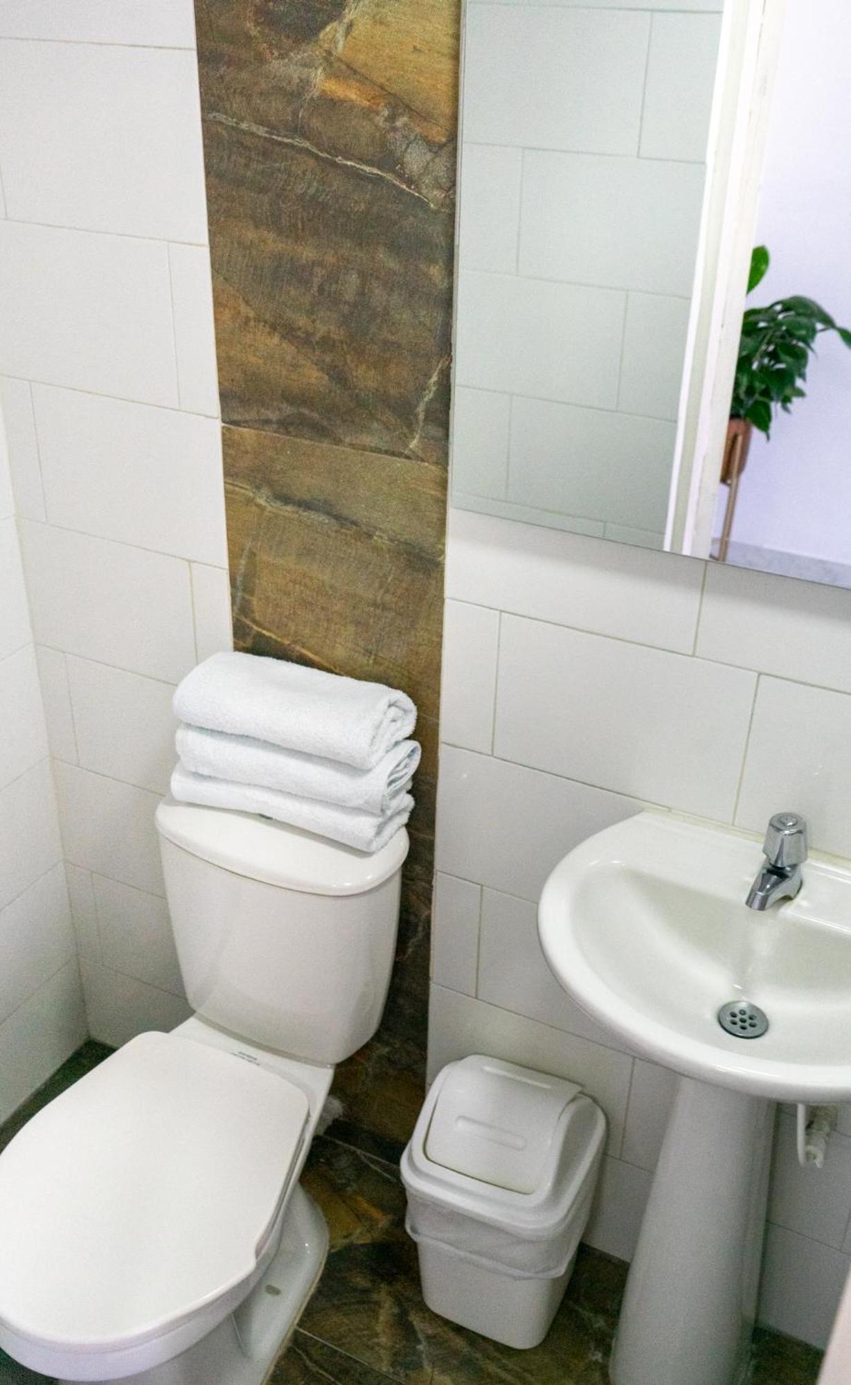Casa Mama Hotel 马尼萨莱斯 外观 照片