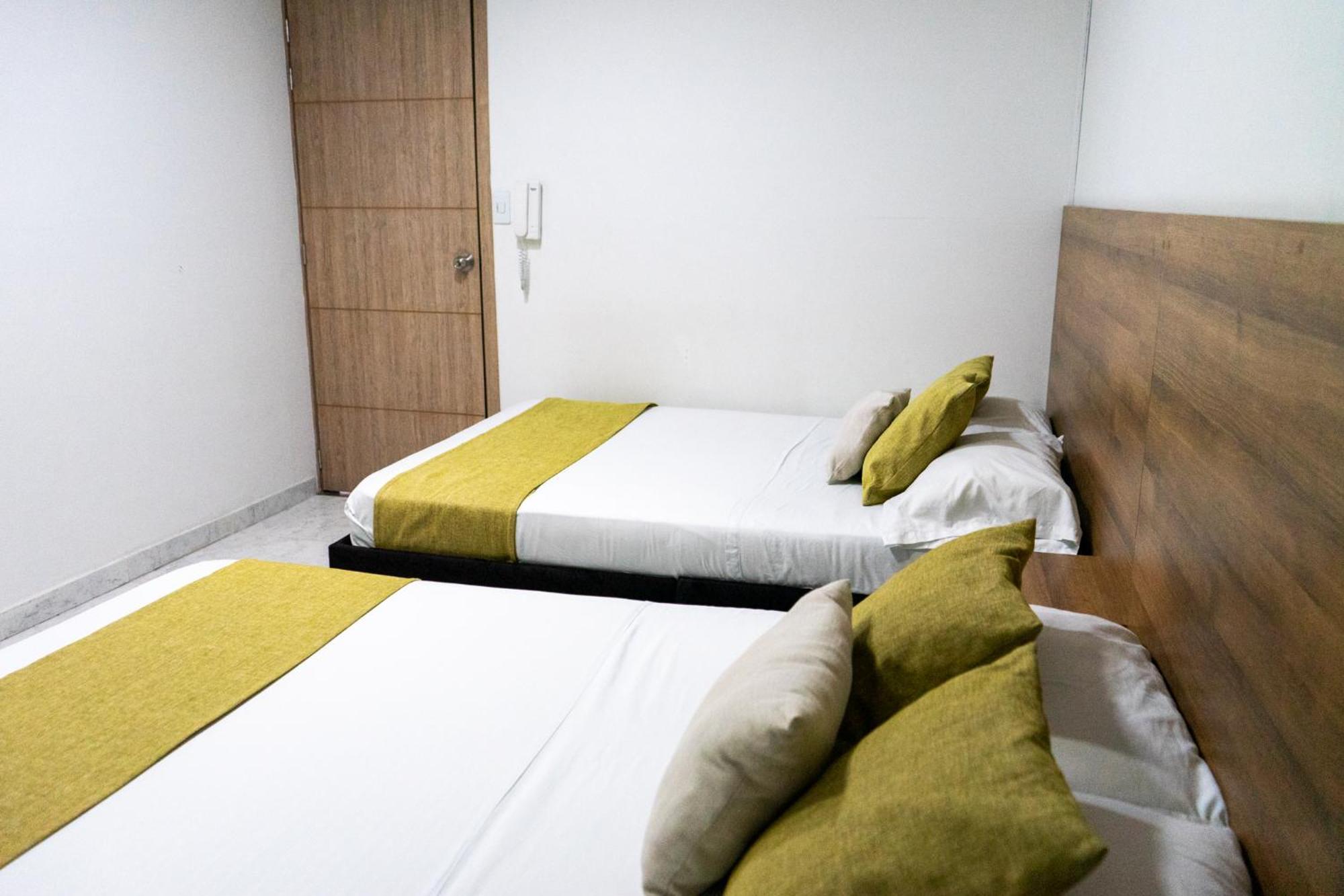 Casa Mama Hotel 马尼萨莱斯 外观 照片